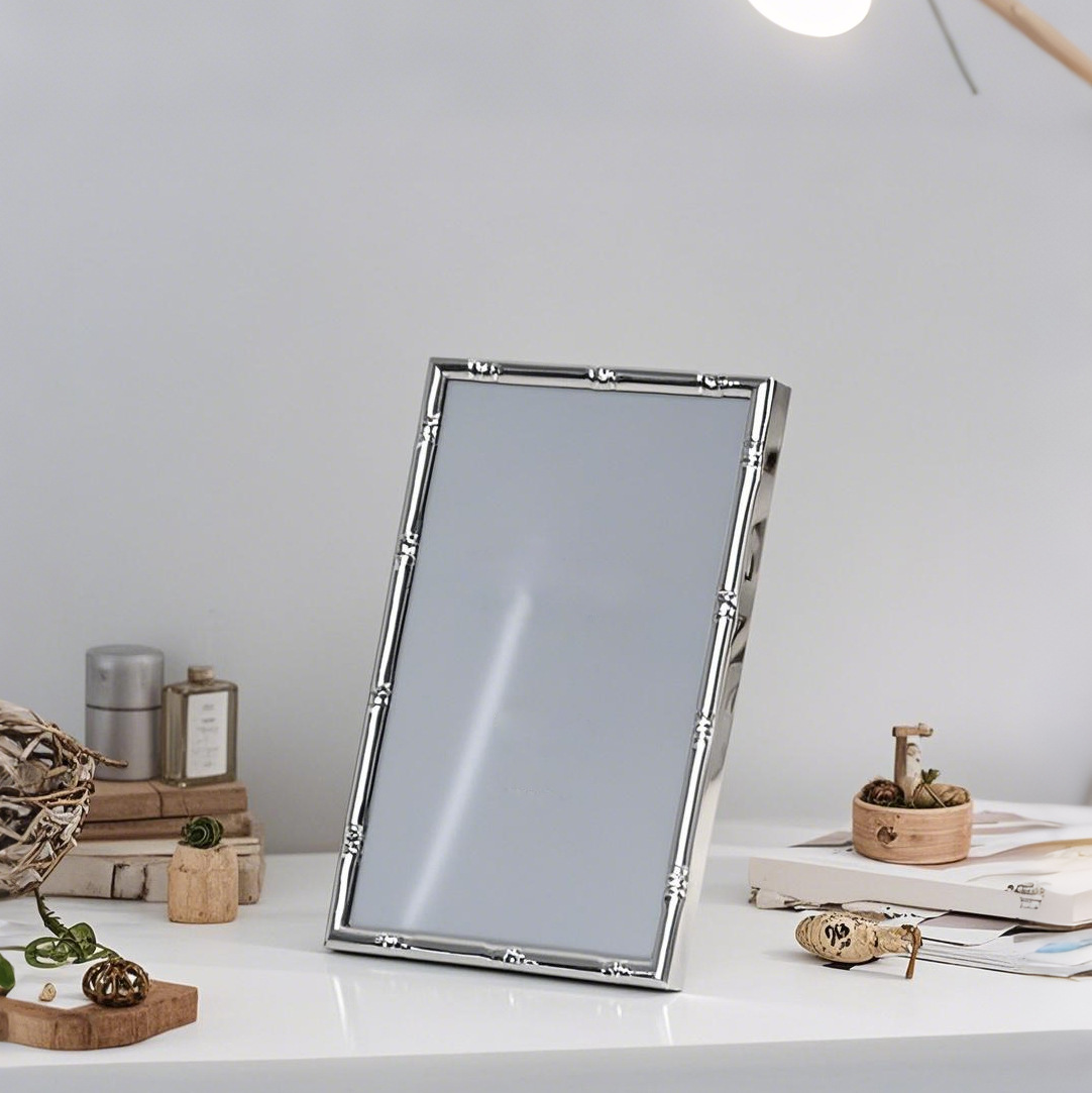 Aluminum European Photo Frame  - огляд і ціна Bamboo Photo Frame